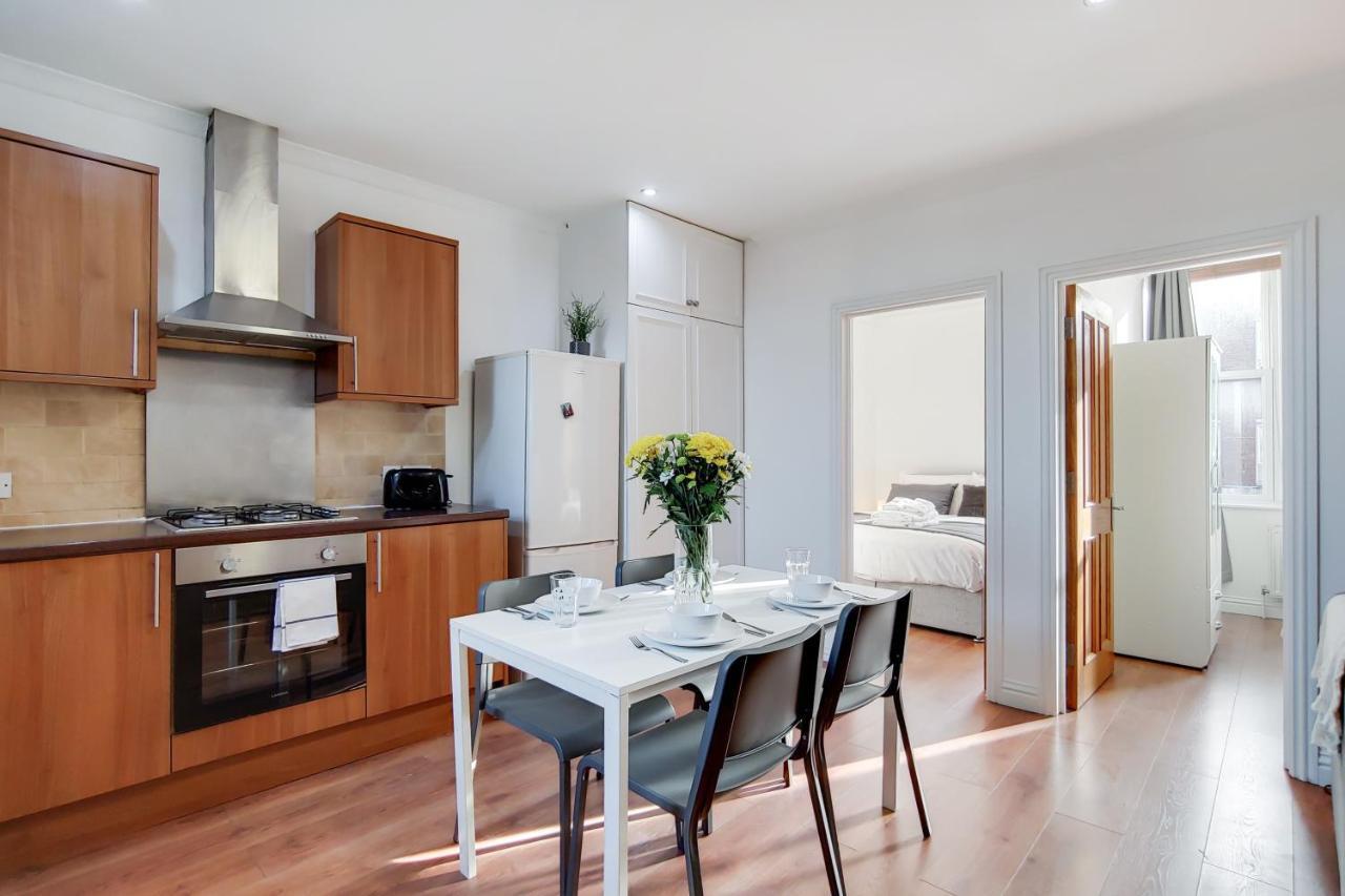 Welcomestay Tooting Broadway 3 Bedroom Apartment Лондон Екстер'єр фото